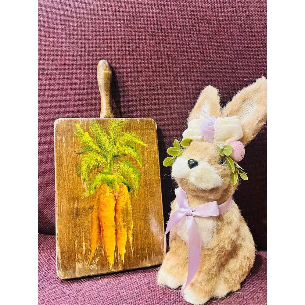 Vintage Carrot cutting board with bunny